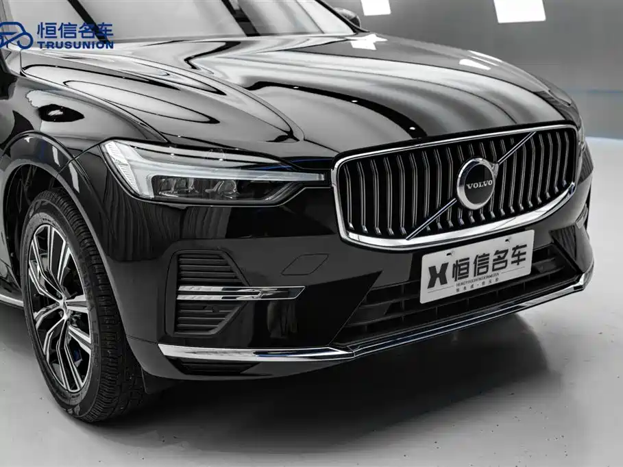 Volvo XC60 2022 B5 four-wheel drive Zhiyuan Deluxe Edition купить на сайте DeffCars