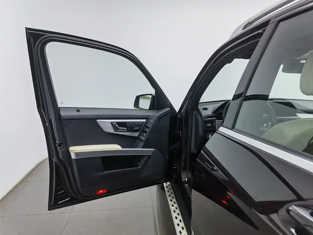 Mercedes-Benz GLK-class imported 2011 GLK 300 4MATIC luxury model купить на сайте DeffCars