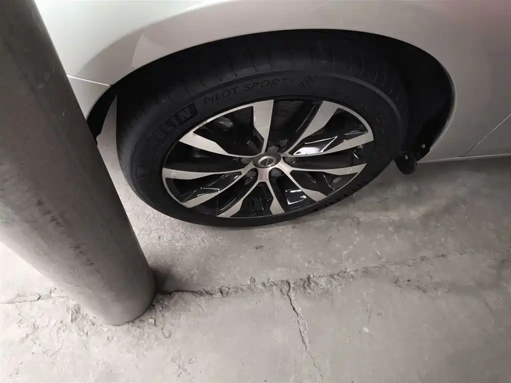 Volvo S60 2019 S60L T3 Smart Edition купить на сайте DeffCars