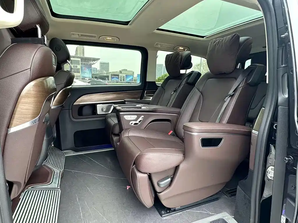 Mercedes-Benz V-Class 2022 V 260 Premium Edition купить на сайте DeffCars