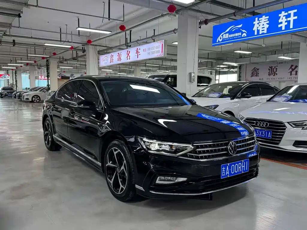 Magotan 2025 model 330TSI DSG luxury model купить на сайте DeffCars