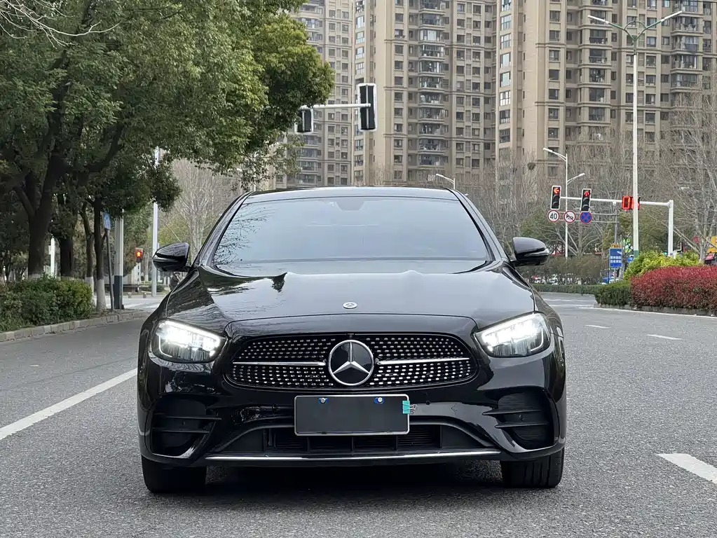 Mercedes-Benz E-Class 2023 E 300 L Sports Luxury купить на сайте DeffCars