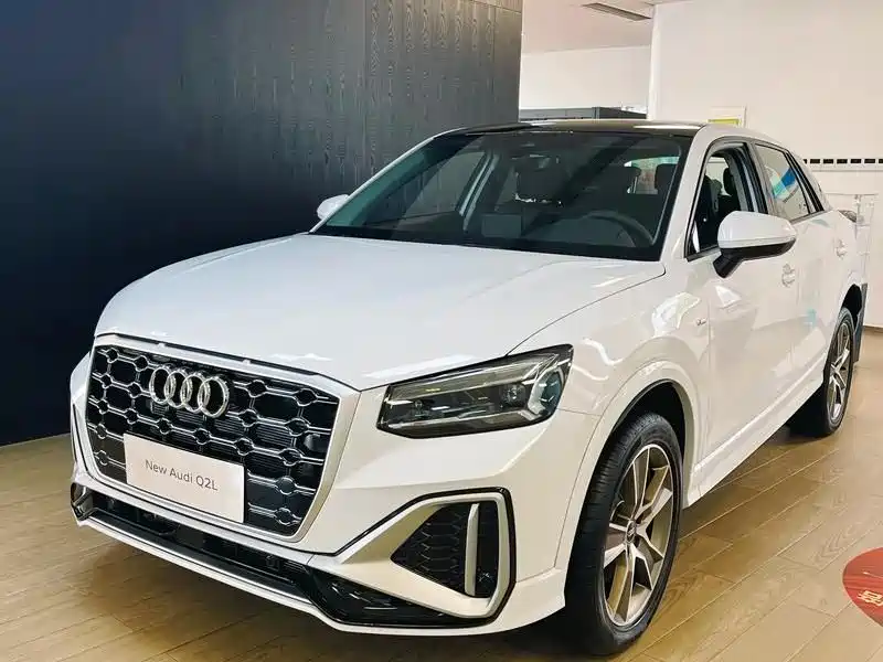 Audi Q2L 2022 35 TFSI fashionable and dynamic купить на сайте DeffCars