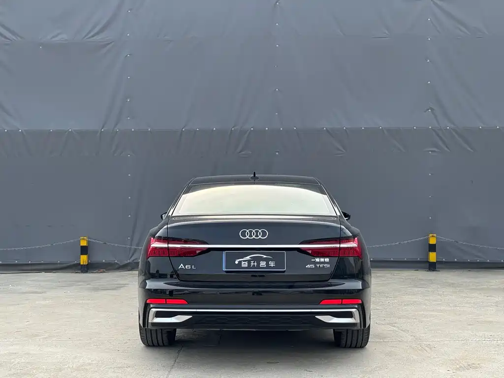 Audi A6L 2024 45 TFSI Premium Dynamic Model купить на сайте DeffCars