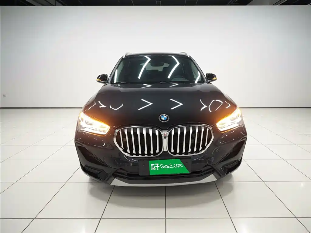 BMW X1 2021 facelift sDrive25Li leading model купить на сайте DeffCars