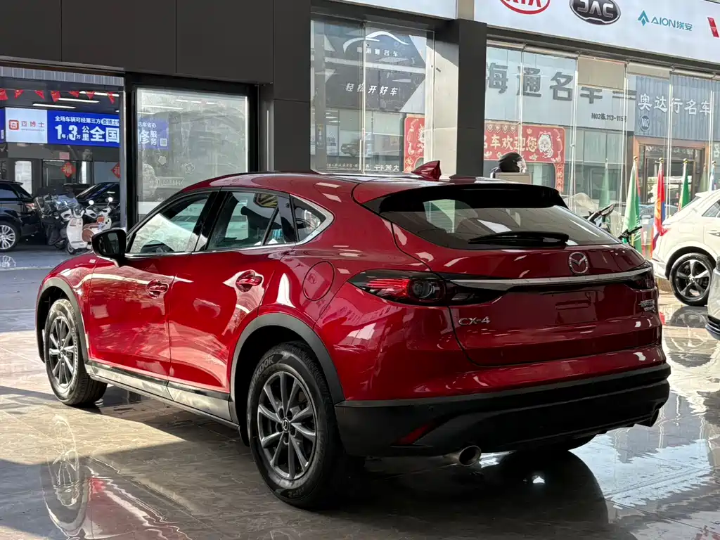 Mazda CX-4 2021 2.0L automatic two-wheel drive Blue Sky Vitality Edition купить на сайте DeffCars