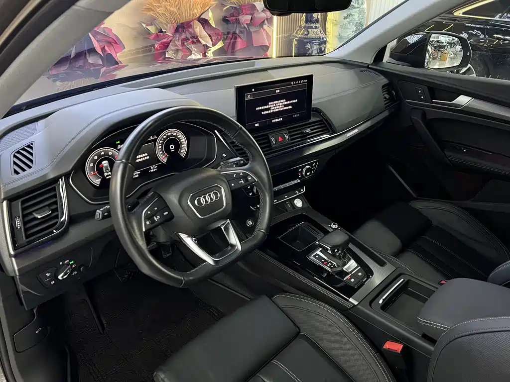 Audi Q5L 2022 40T luxury and dynamic model купить на сайте DeffCars