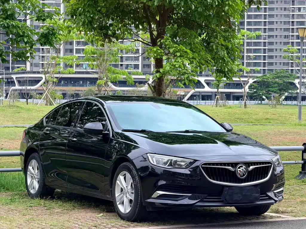 Regal 2019 20T Elite National VI купить на сайте DeffCars