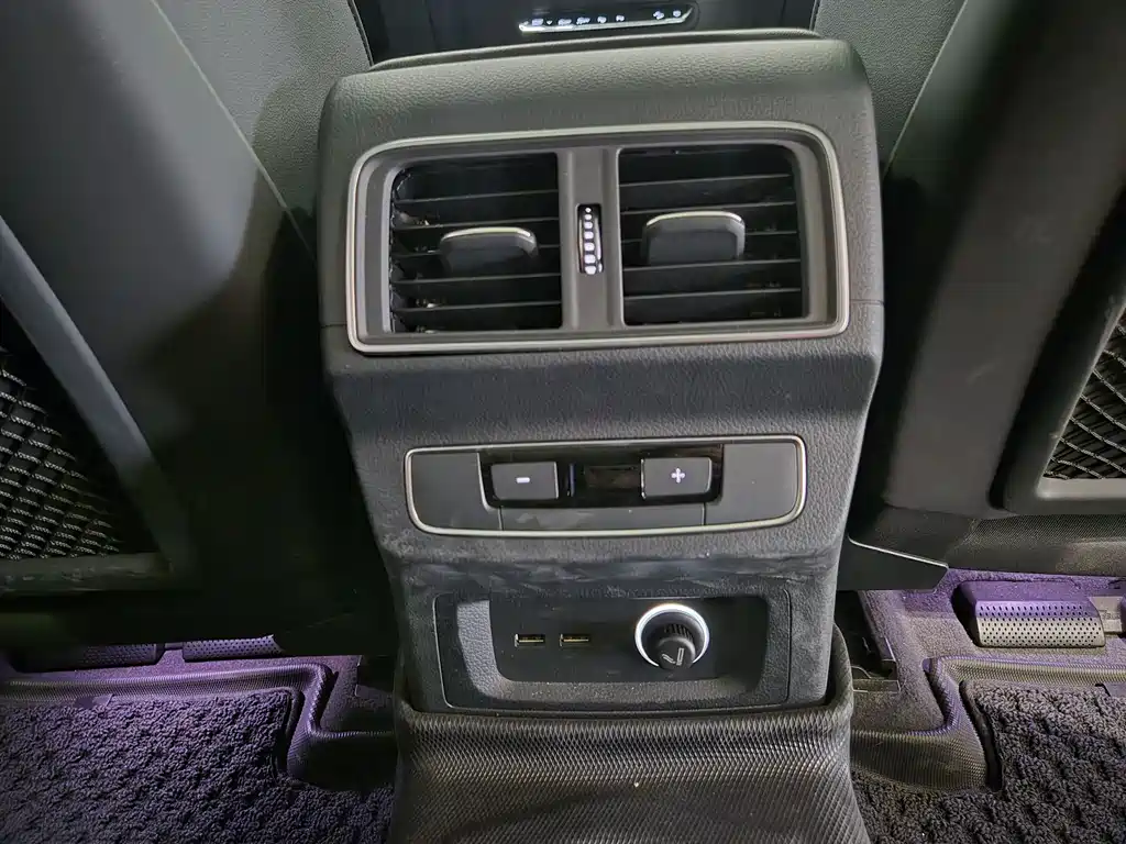 Audi Q5L 2022 40T luxury and dynamic model купить на сайте DeffCars