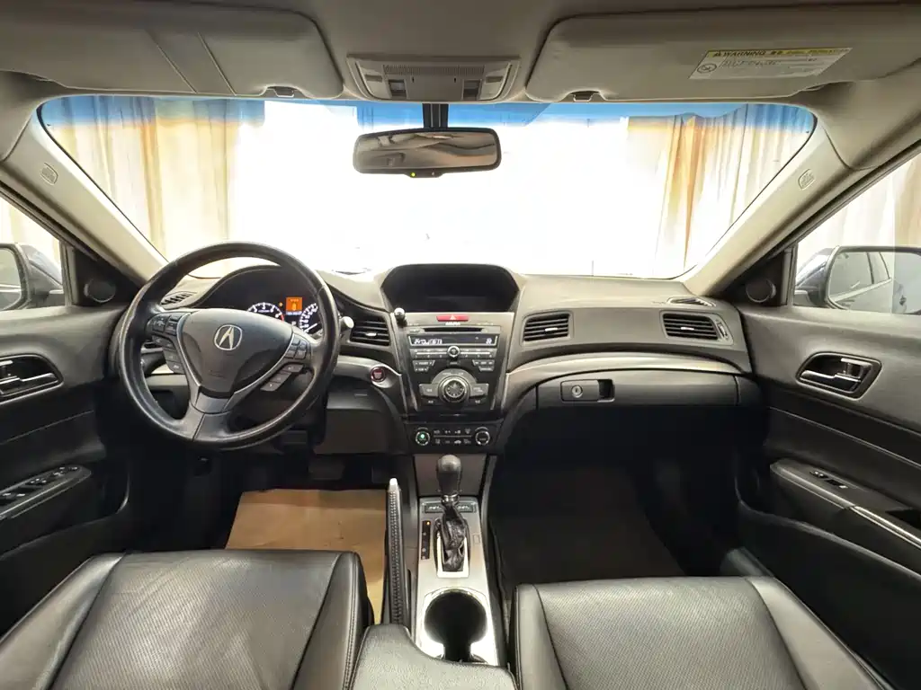 Acura ILX 2013 1.5L Hybrid купить на сайте DeffCars