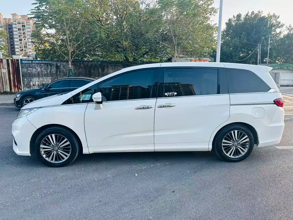 Odyssey 2018 2.4L Smart Edition купить на сайте DeffCars