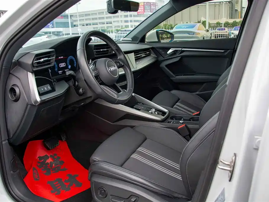Audi A3 2024 A3L Limousine 35 TFSI Fashionable and Sporty купить на сайте DeffCars