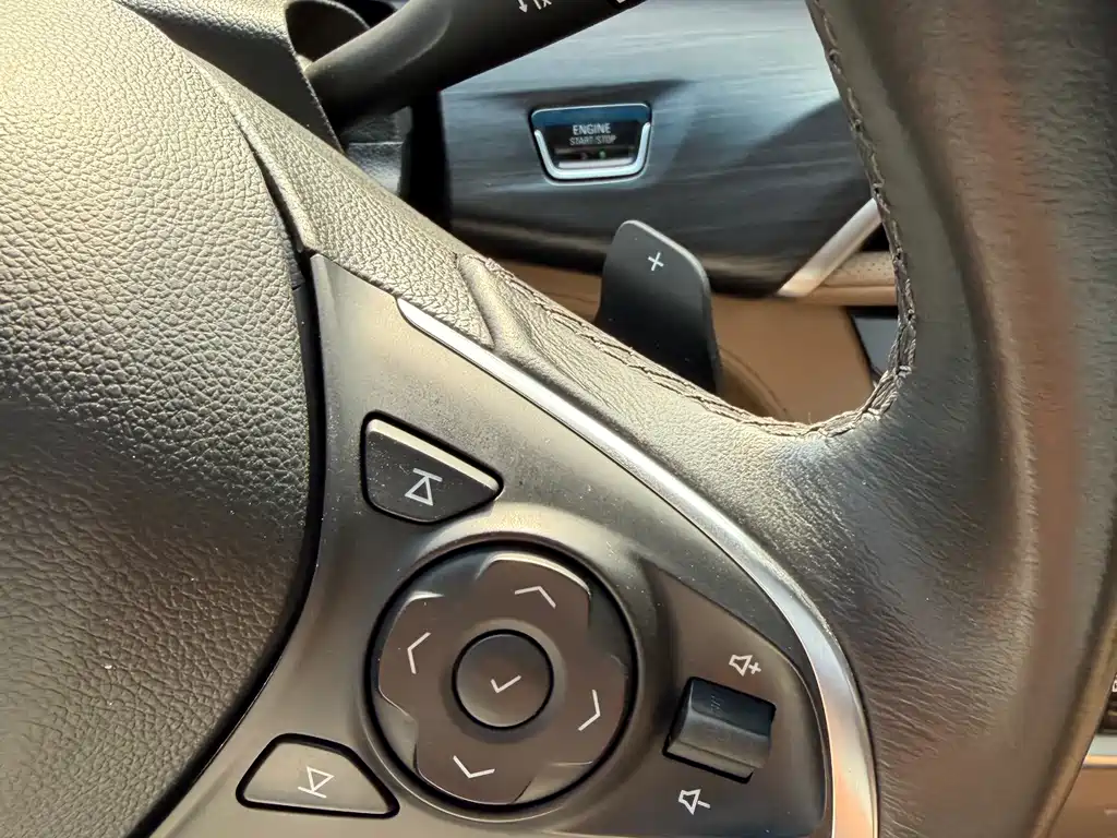 Buick GL8 2021 ES Lu Zun 653T flagship model купить на сайте DeffCars