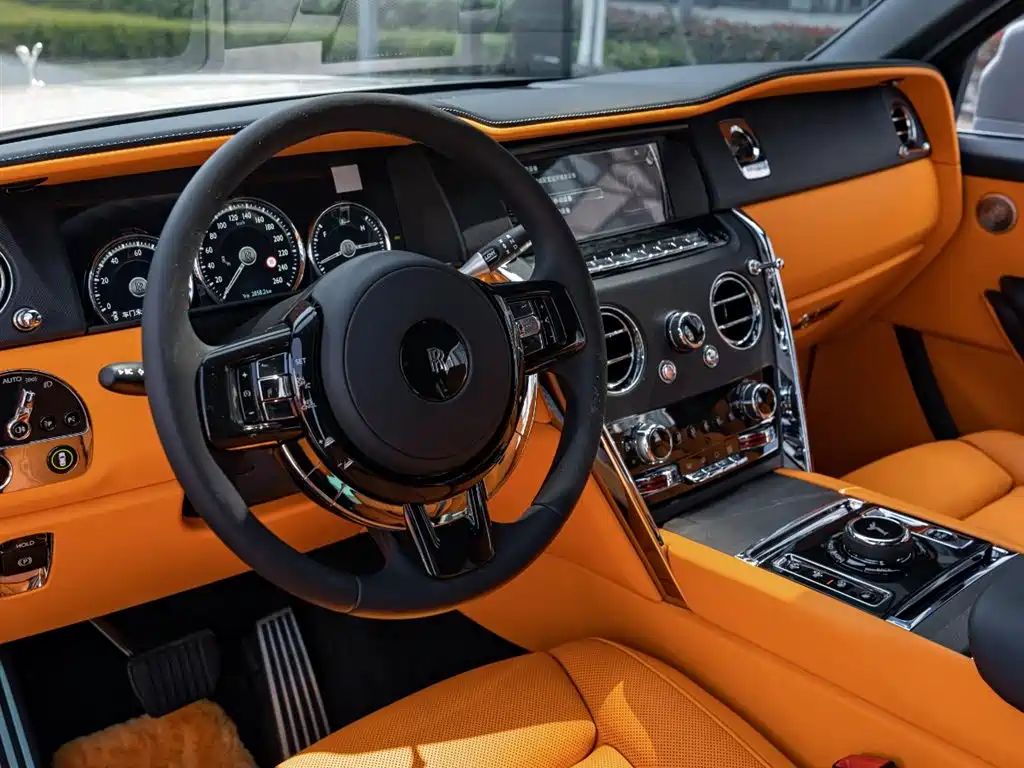 Cullinan 2024 four-seat version купить на сайте DeffCars