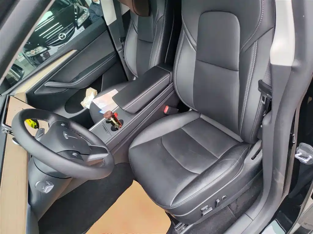 Model Y 2022 rear-wheel drive version купить на сайте DeffCars