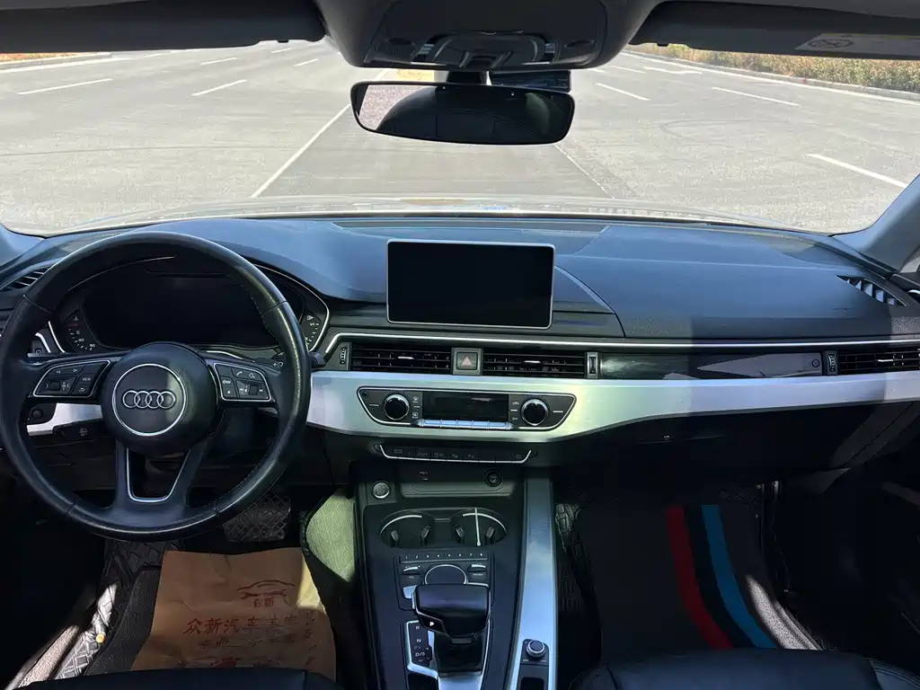 Audi A4L 2019 40 TFSI Sports National VI купить на сайте DeffCars