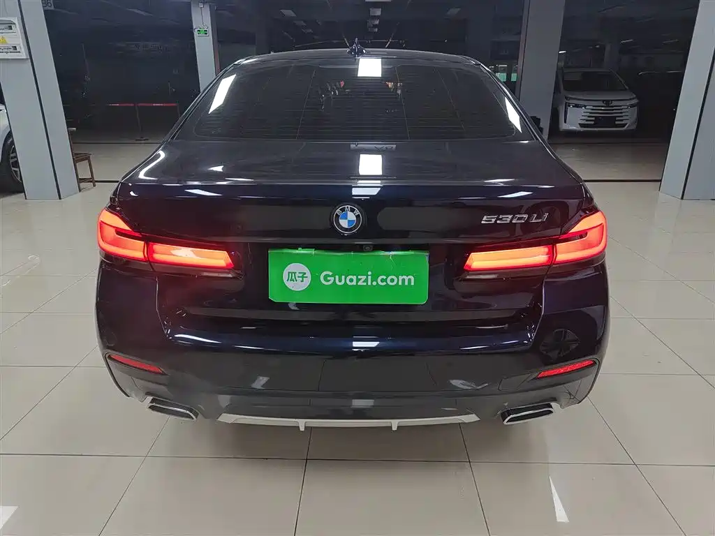 BMW 5 Series 2022 facelift 530Li leading M sports package купить на сайте DeffCars
