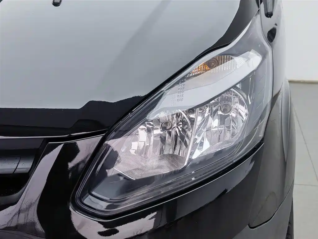 Transit 2019 2.0T gasoline automatic multi-functional commercial vehicle short-axle low-roof 6-seater National VI купить на сайте DeffCars