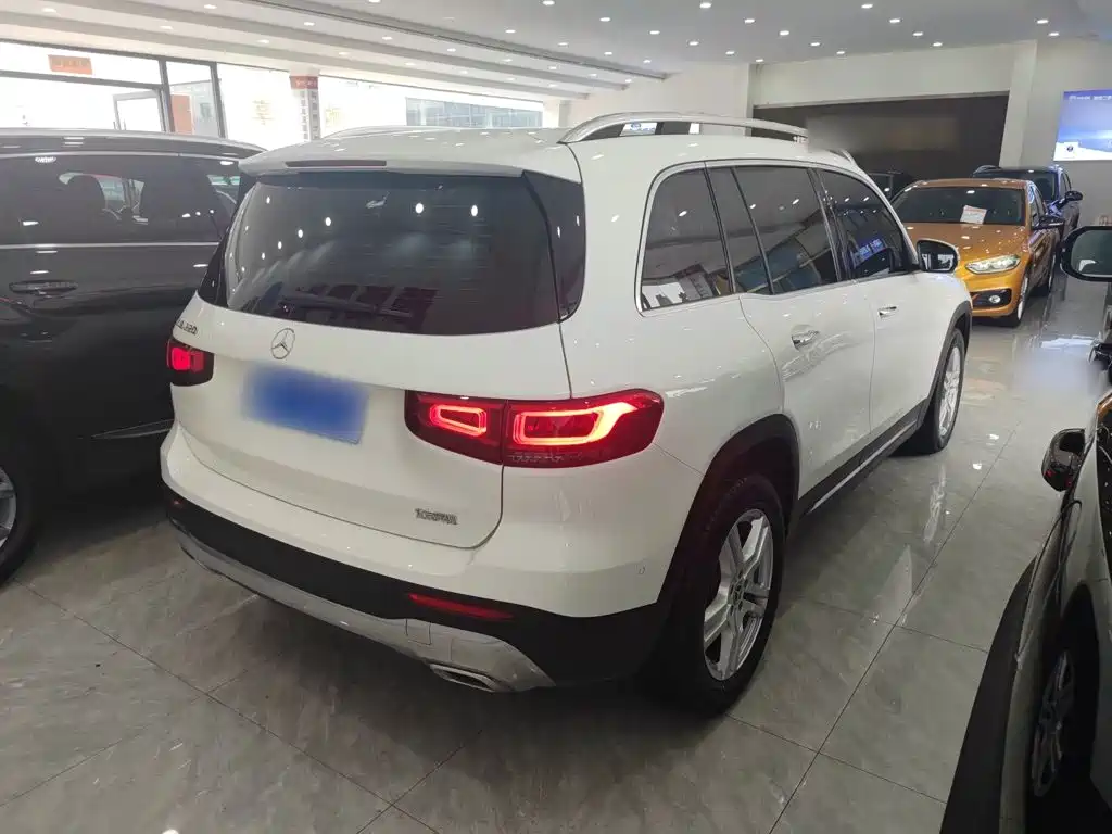 Mercedes GLB 2023 Model 200 Dynamic купить на сайте DeffCars