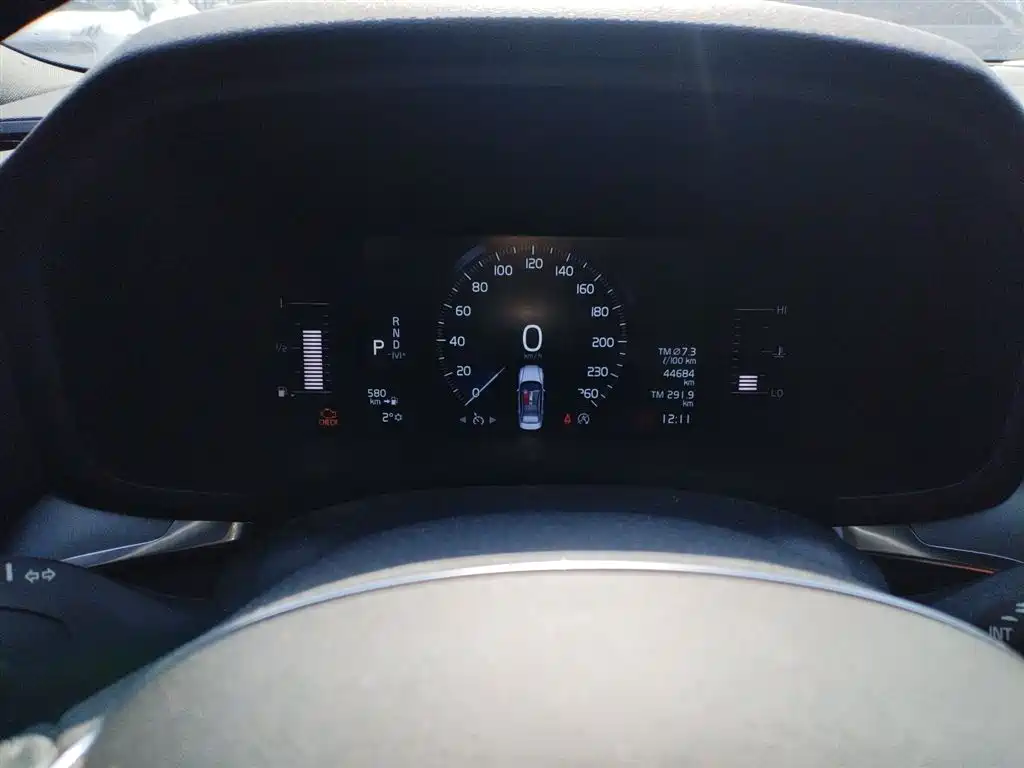 Volvo S60 2022 B4 Zhiyi Luxury Edition купить на сайте DeffCars