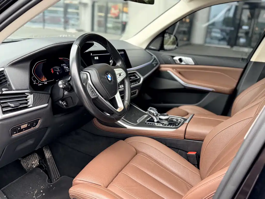 BMW X7 2021 xDrive40i Leading Luxury Package купить на сайте DeffCars