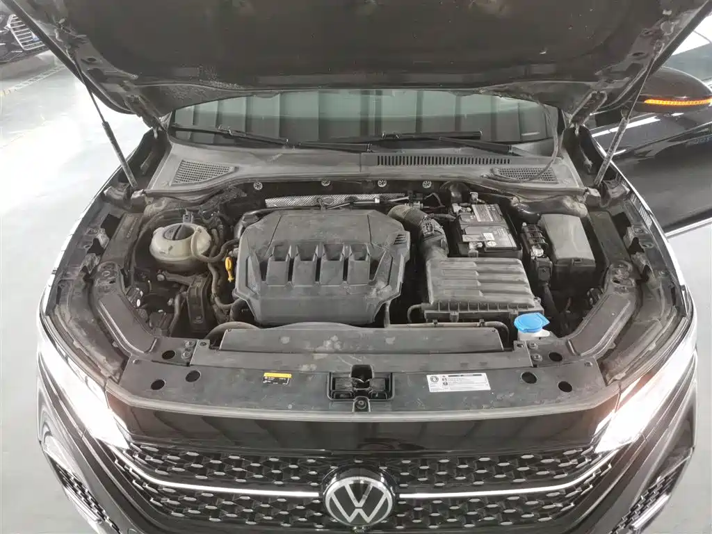 Passat 2023 330TSI Starry Sky Deluxe Edition купить на сайте DeffCars