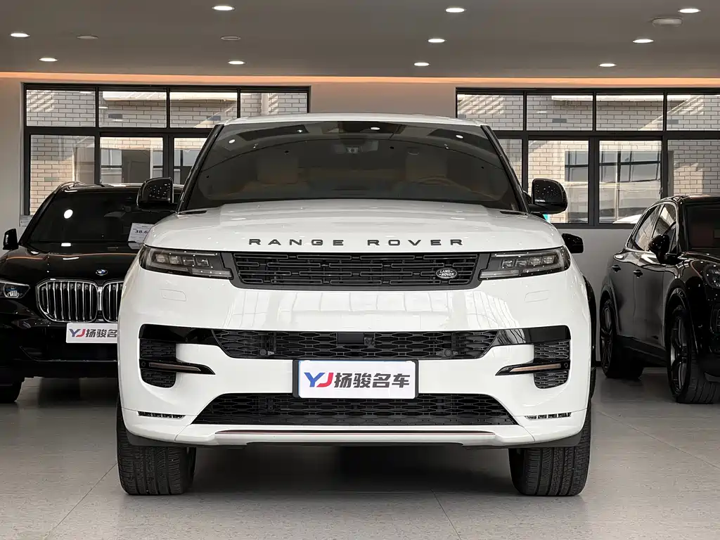 Range Rover Sport 2025 400PS Dynamic SE купить на сайте DeffCars
