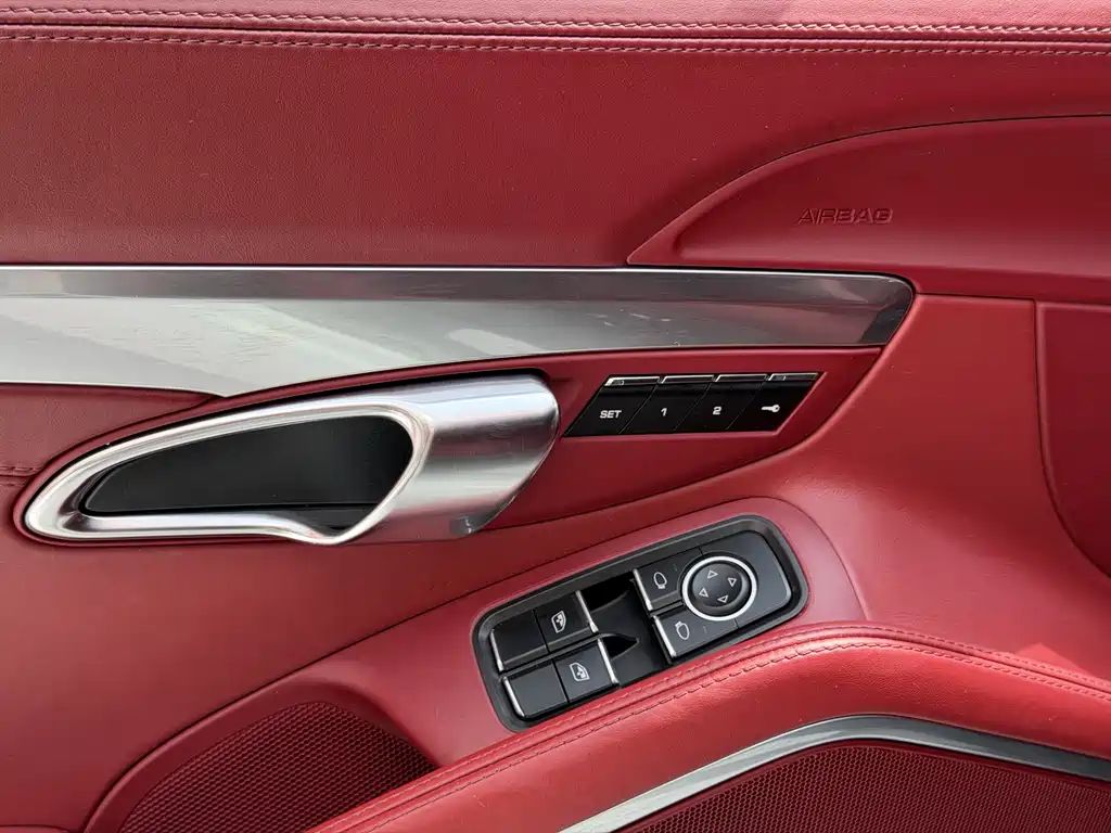 Porsche 718 2018 Boxster 2.0T купить на сайте DeffCars