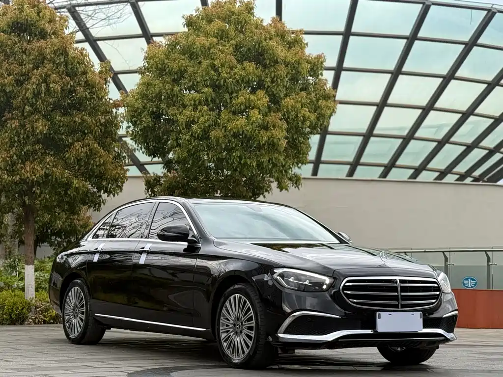 Mercedes-Benz E-Class 2023 E 300 L Fashion купить на сайте DeffCars