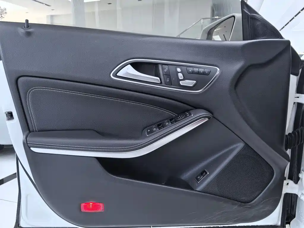 Mercedes-Benz CLA imported 2018 CLA 200 fashion model купить на сайте DeffCars