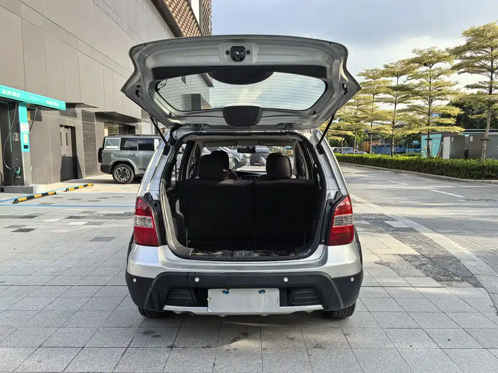 Liwei 2010 Jingrui version 1.6L automatic standard type купить на сайте DeffCars