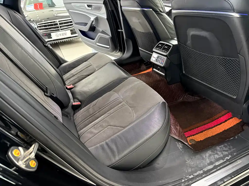 Audi A6L 2021 45 TFSI quattro exclusive dynamic model купить на сайте DeffCars