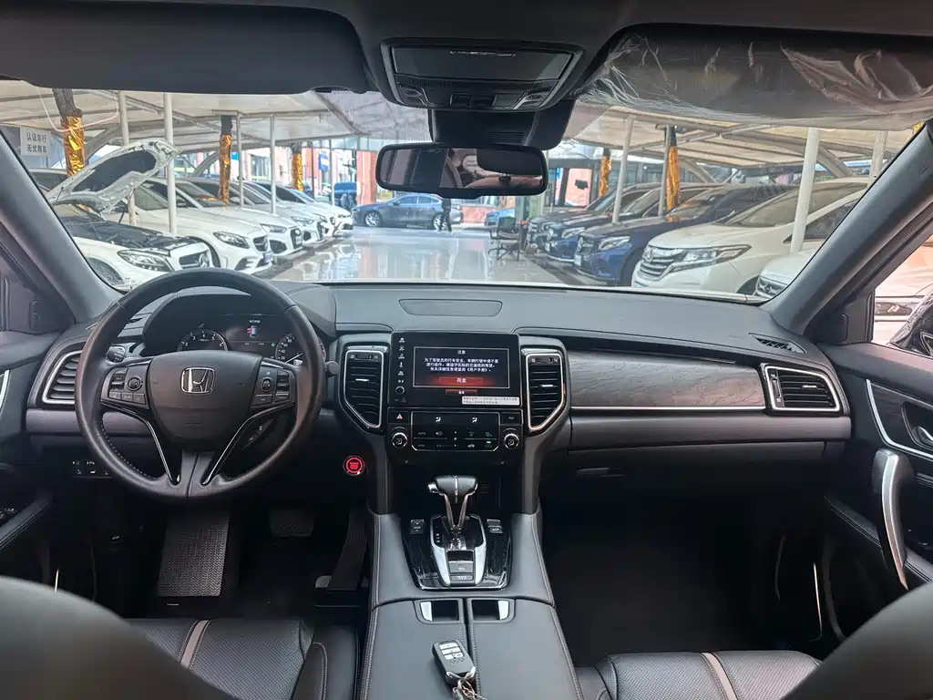 Honda UR-V 2020 240TURBO two-wheel drive elegant version купить на сайте DeffCars