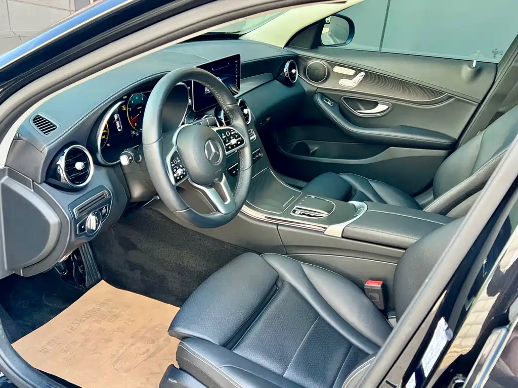 Mercedes-Benz C-Class 2019 facelift C 260 L sports version купить на сайте DeffCars