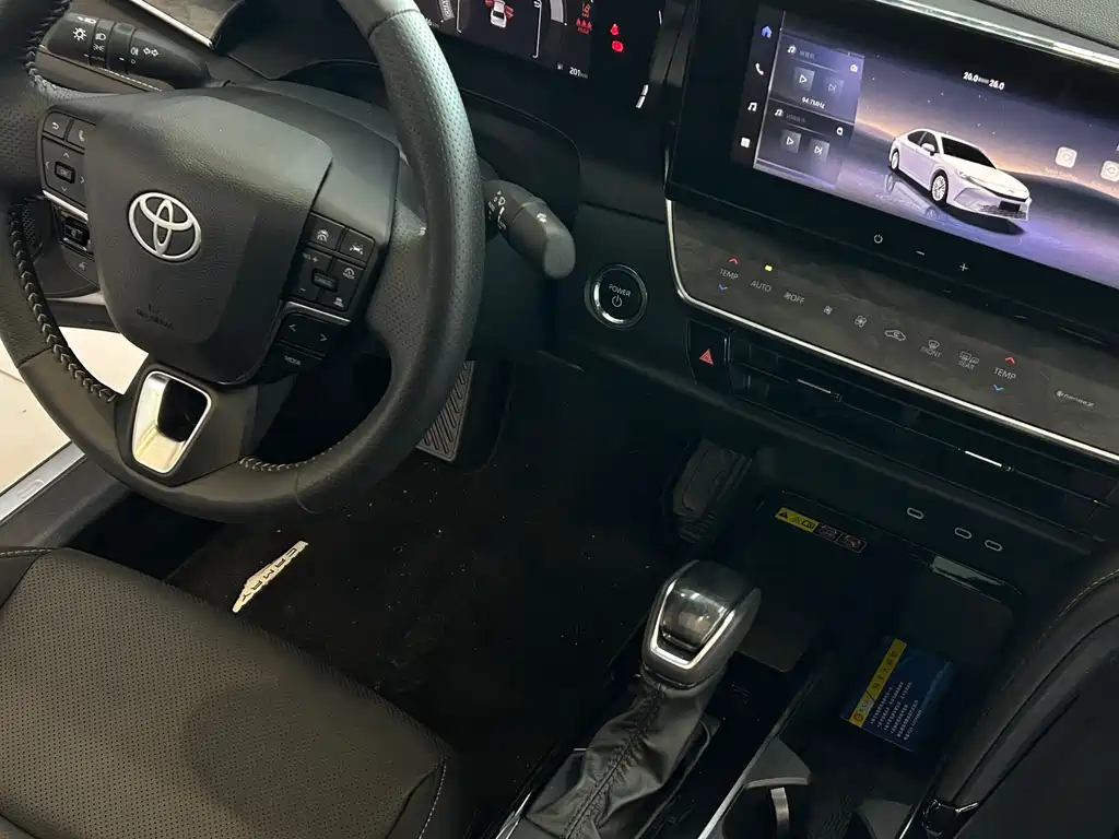 Camry 2024 Shuangqing 2.0HGVP Deluxe Edition купить на сайте DeffCars