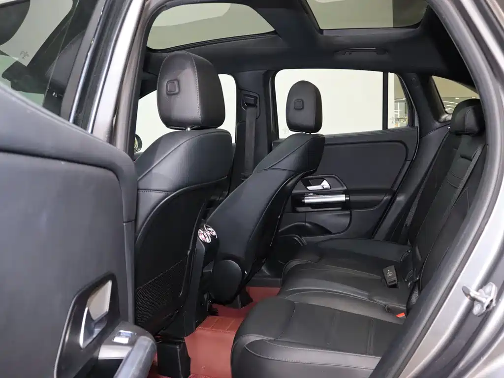 Mercedes-Benz GLA 2022 facelift version 2 GLA 200 купить на сайте DeffCars