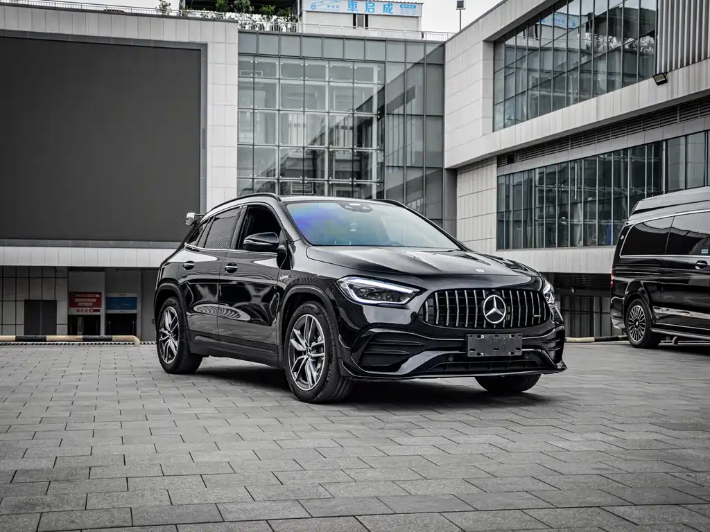 Mercedes-Benz GLA AMG 2023 AMG GLA 35 4MATIC купить на сайте DeffCars