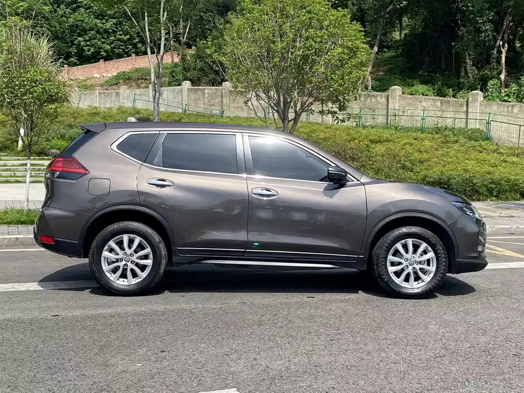 X-Trail 2020 2.0L XL Premium CVT 2WD Intelligent Premium Edition купить на сайте DeffCars