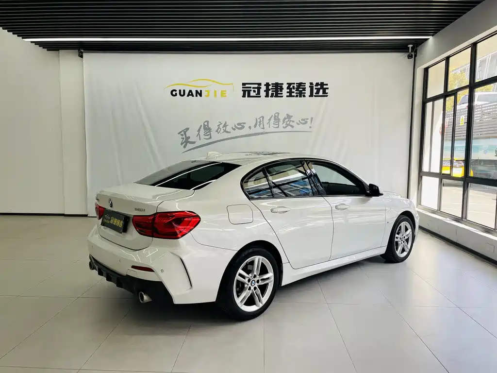 BMW 1 Series 2020 120i M Sports Package купить на сайте DeffCars