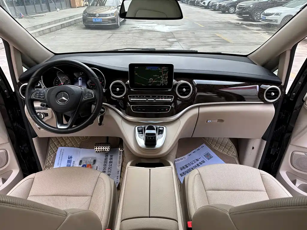 Mercedes-Benz V-Class 2017 V 260 L Premium Extended Edition купить на сайте DeffCars