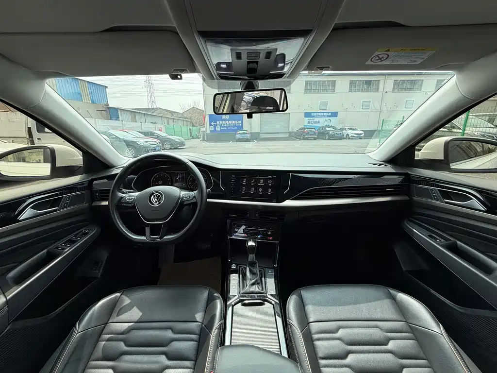 Passat 2020 330TSI Elite Edition National VI купить на сайте DeffCars