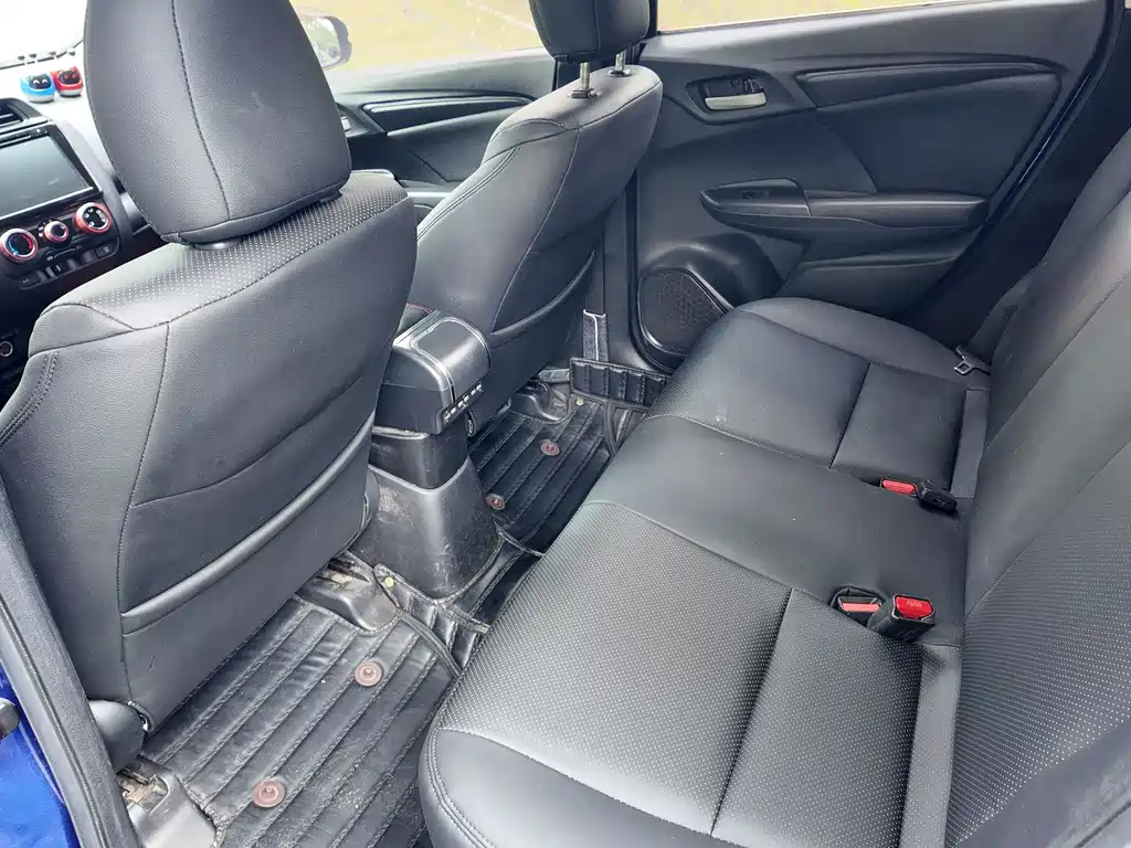 Fit 2016 1.5L LX CVT comfort model купить на сайте DeffCars