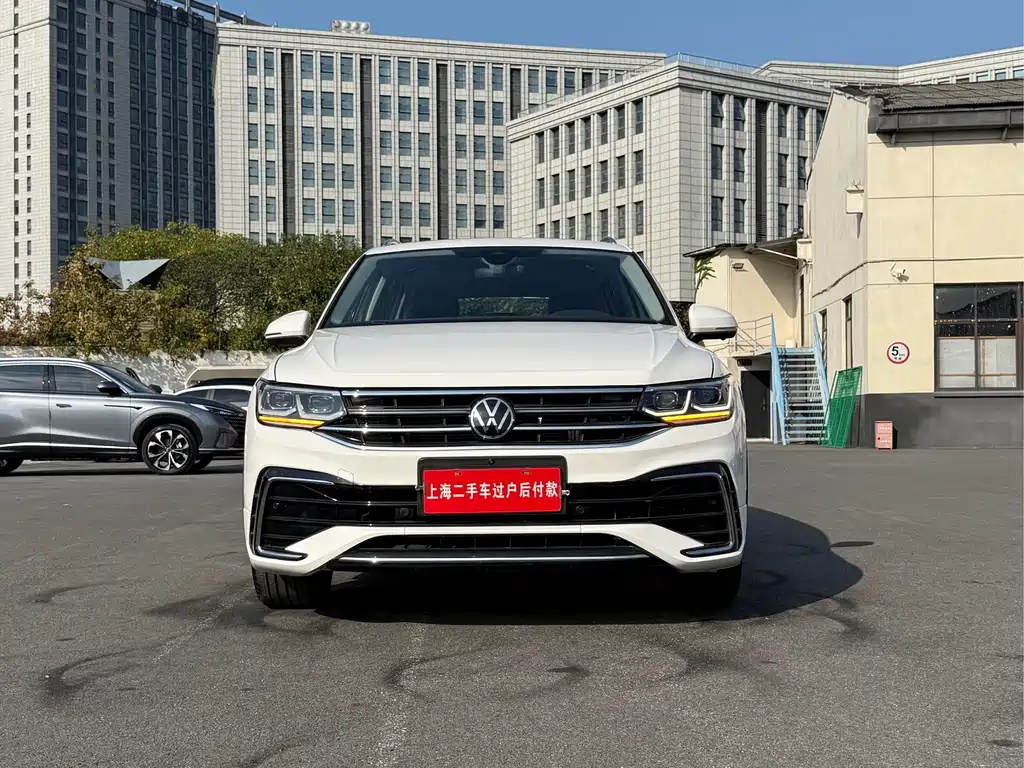 Tiguan L 2022 380TSI automatic four-wheel drive R-Line flagship version 7 seats купить на сайте DeffCars