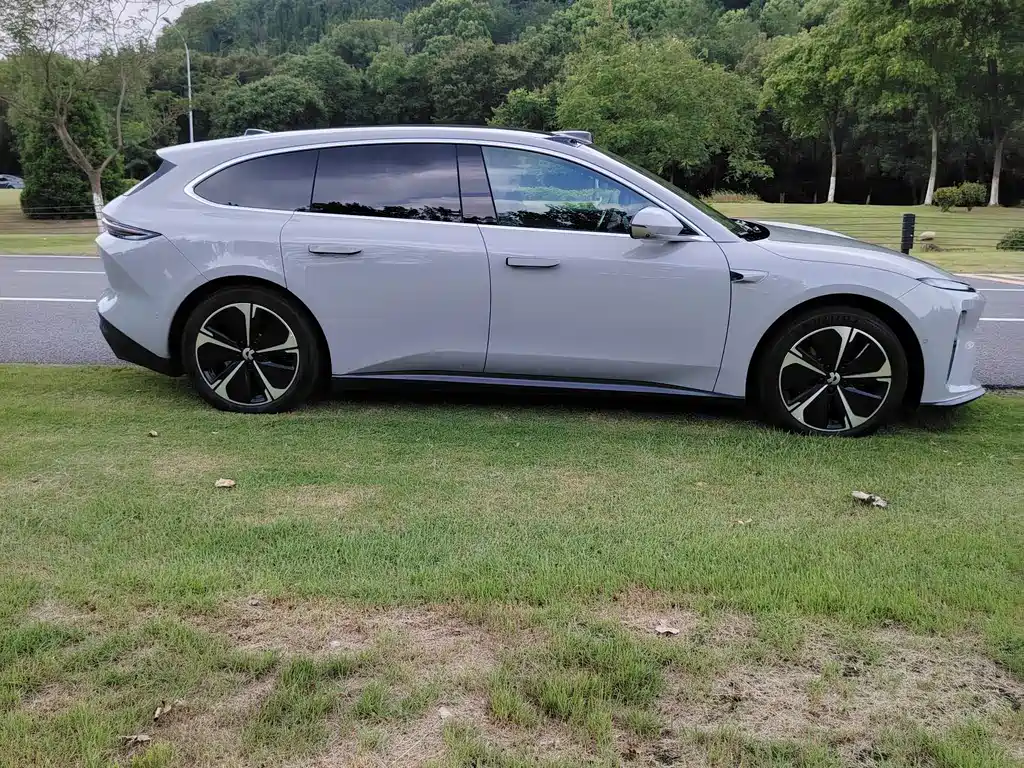 NIO ET5T 2024 model 75kWh Touring купить на сайте DeffCars