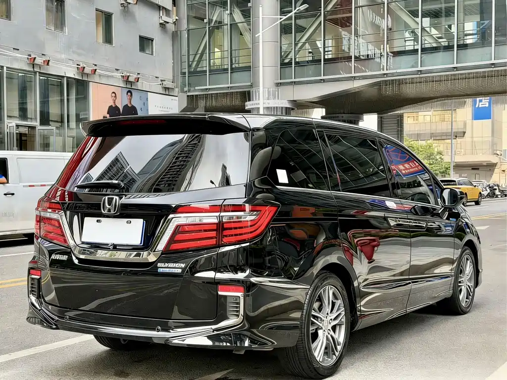 Alison 2019 2.0L Hybrid Deluxe Edition купить на сайте DeffCars