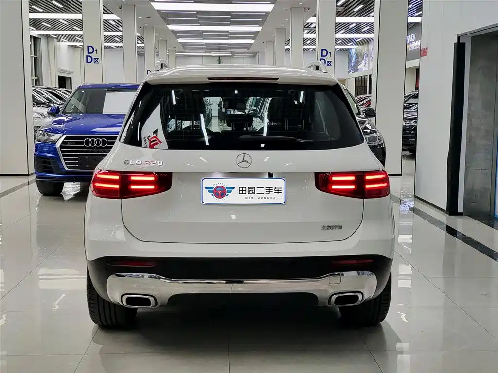 Mercedes-Benz GLB 2024 GLB 220 Dynamic купить на сайте DeffCars