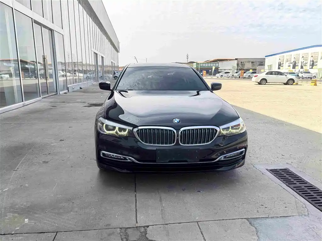 BMW 5 Series 2018 facelift 530Li leading model luxury package купить на сайте DeffCars