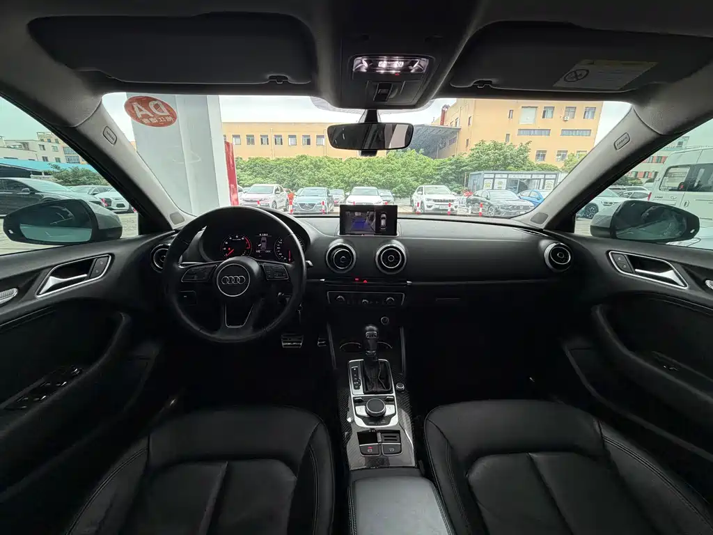 Audi A3 2018 30th Anniversary Model Sportback 35 TFSI Fashion Model купить на сайте DeffCars