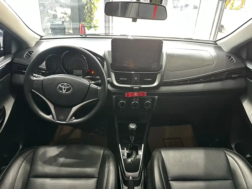 YARiS L Zhixuan 2020 Zhixuan X 1.5L CVT Deluxe Edition купить на сайте DeffCars