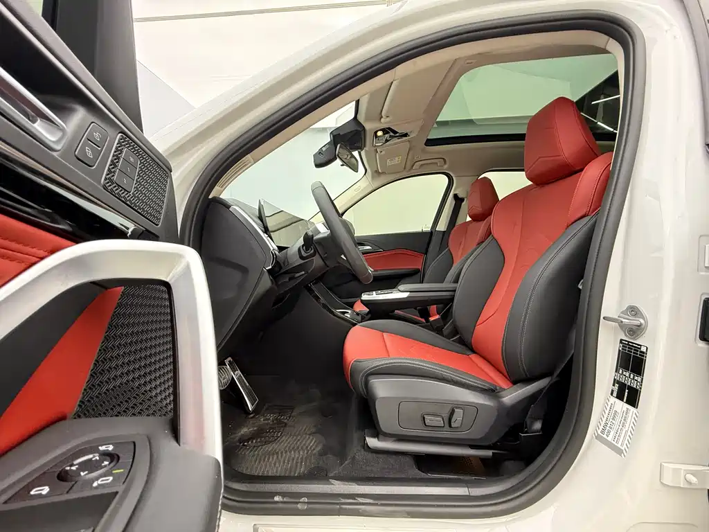 BMW X1 2023 sDrive20Li X Design Package купить на сайте DeffCars